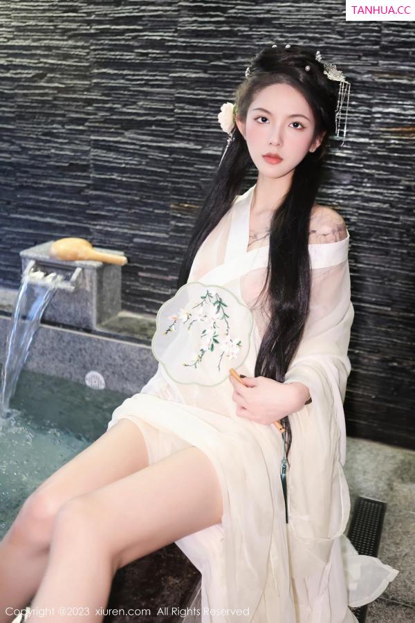   [XiuRen]高清写真图 2023.03.17 No.6430 乔一一 古装美腿第29张图片